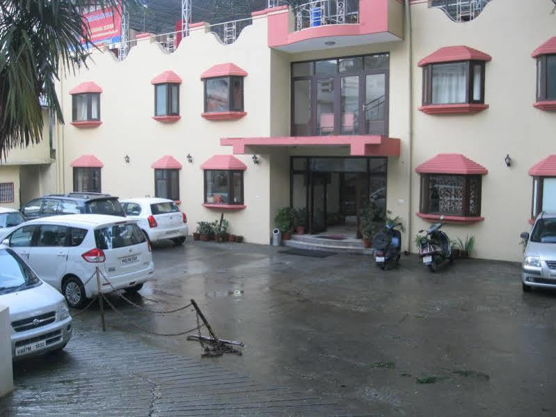 Hotel Treebo Trend Mussoorie Club Déhrádún Exteriér fotografie