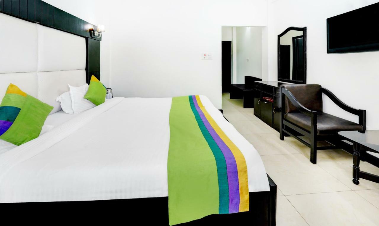 Hotel Treebo Trend Mussoorie Club Déhrádún Exteriér fotografie